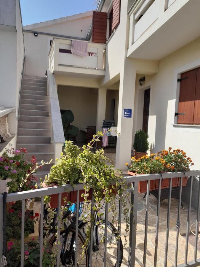 Apartment Dukic Sveti Filip i Jakov Eksteriør bilde