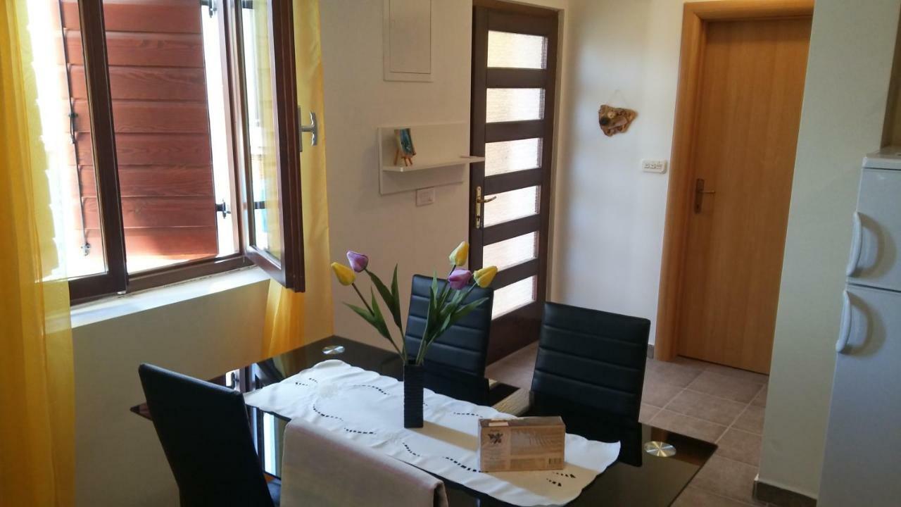 Apartment Dukic Sveti Filip i Jakov Eksteriør bilde