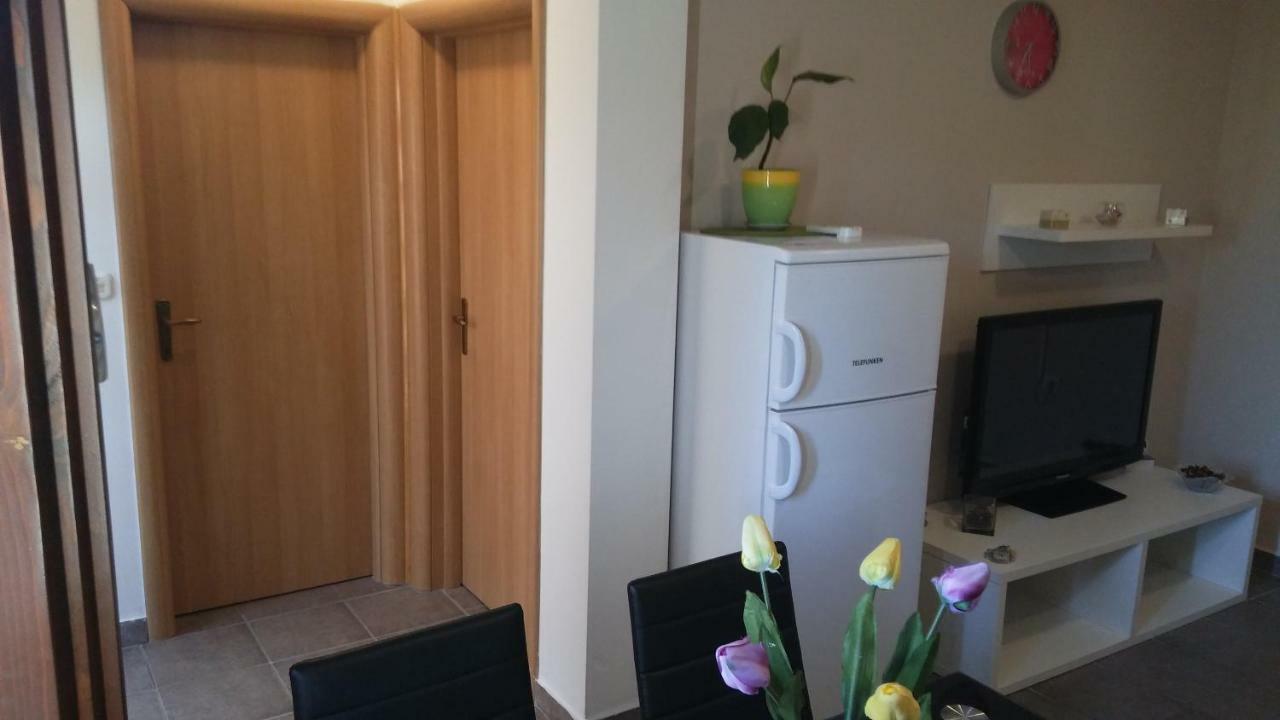 Apartment Dukic Sveti Filip i Jakov Eksteriør bilde